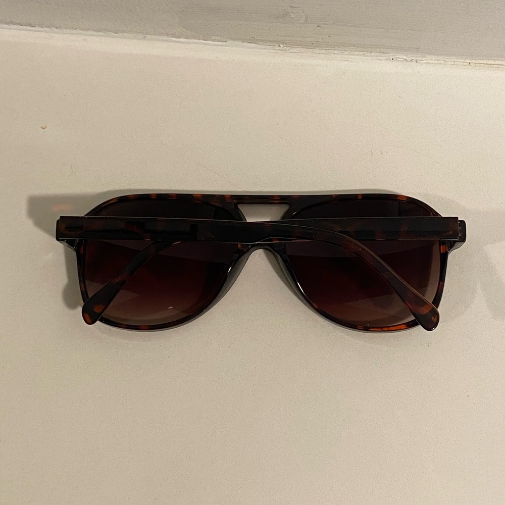 tortoise shell aviators - Picture 4 of 4